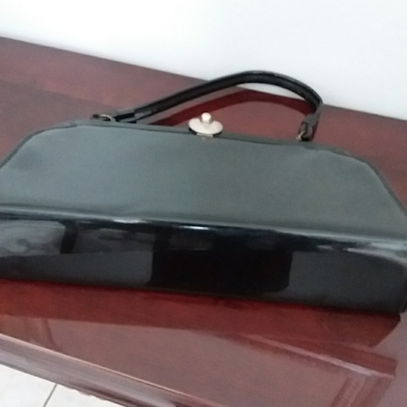 Black Patent Handbag - Picture 3 of 4